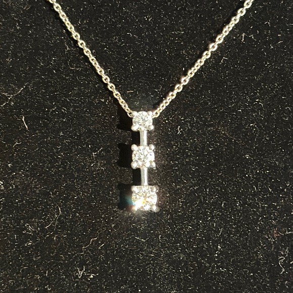 14 karat gold diamond necklace with 20 inch chain